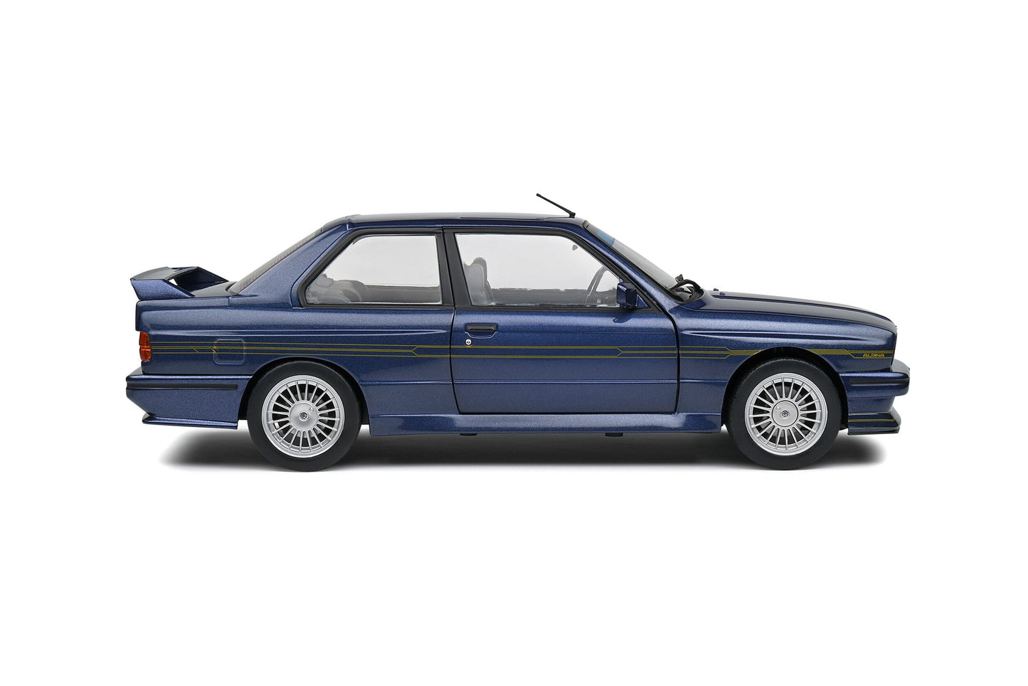 Macheta auto BMW/Alpina B6 3,5S (1990) 1:18 Solido