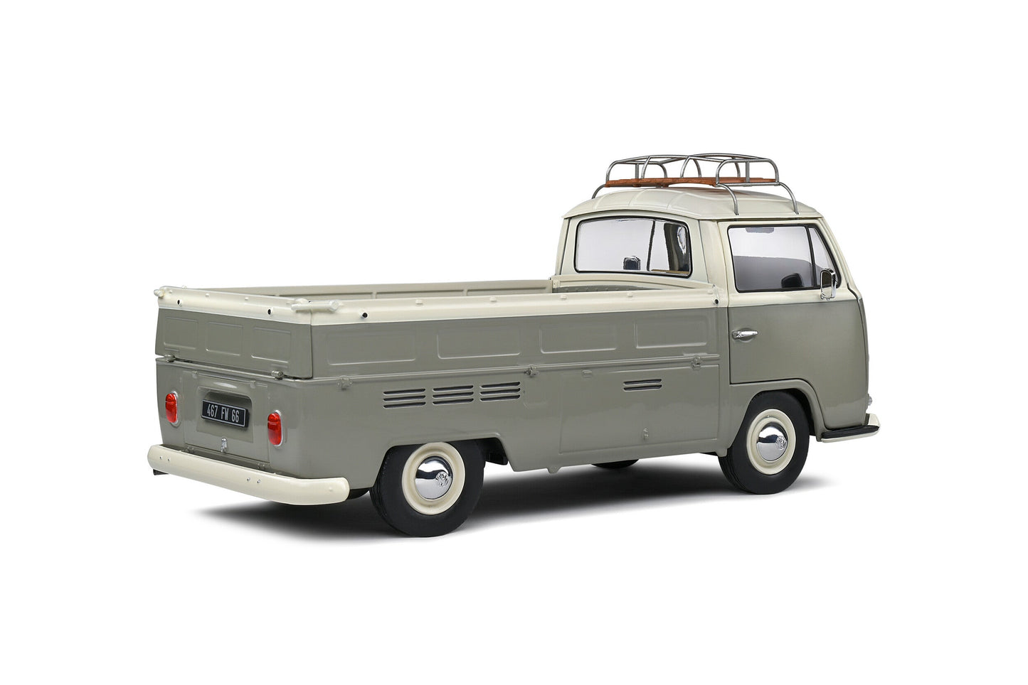 Macheta auto Volkswagen T2 Pick-Up – Gray  White (1968) 1:18 Solido