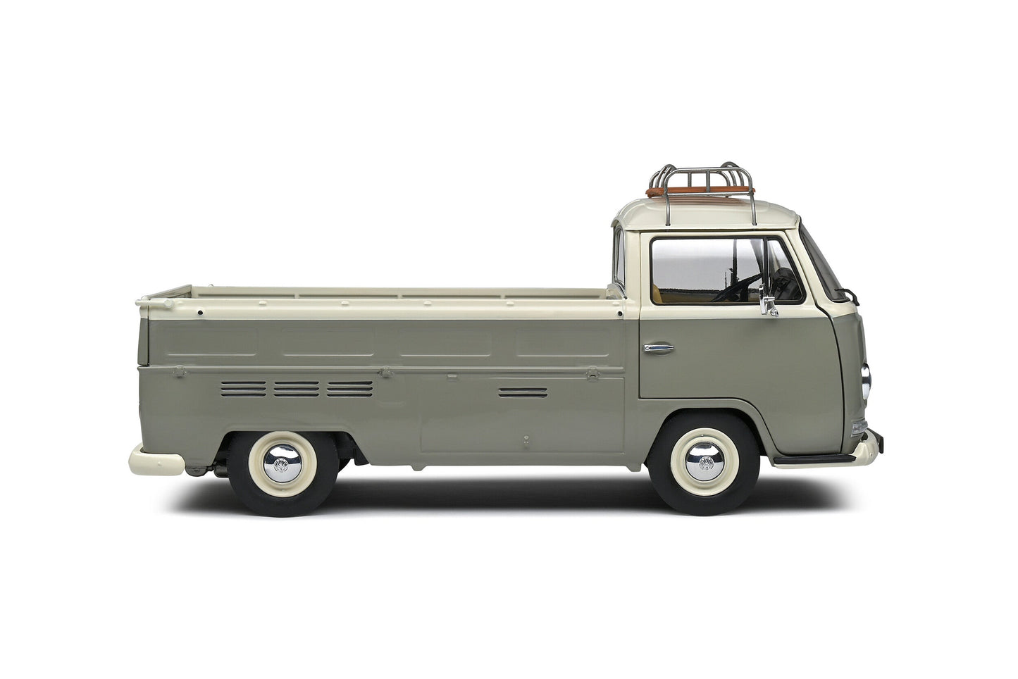 Macheta auto Volkswagen T2 Pick-Up – Gray  White (1968) 1:18 Solido