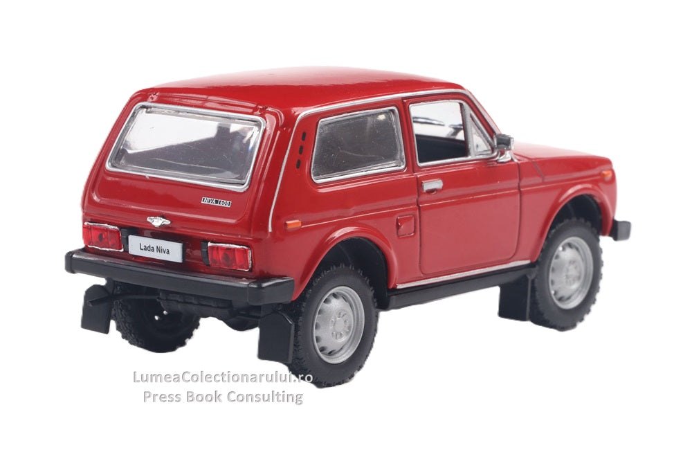 Macheta auto Lada Niva Nr.9, 1:43 Masini de Legenda DeAgostini