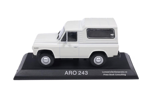 Macheta auto ARO 243 Nr.37, 1:43 Masini de Legenda DeAgostini
