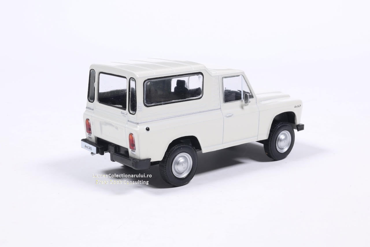 Macheta auto ARO 243 Nr.37, 1:43 Masini de Legenda DeAgostini