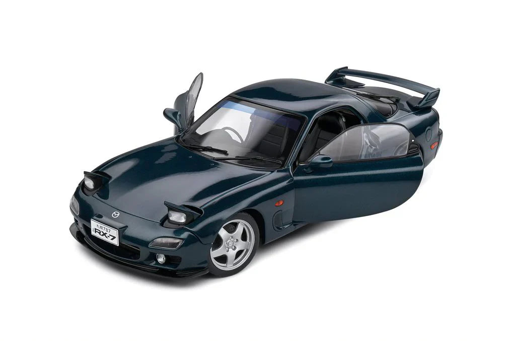 Macheta auto Mazda RX7 (1994) Albastru 1:18 Solido