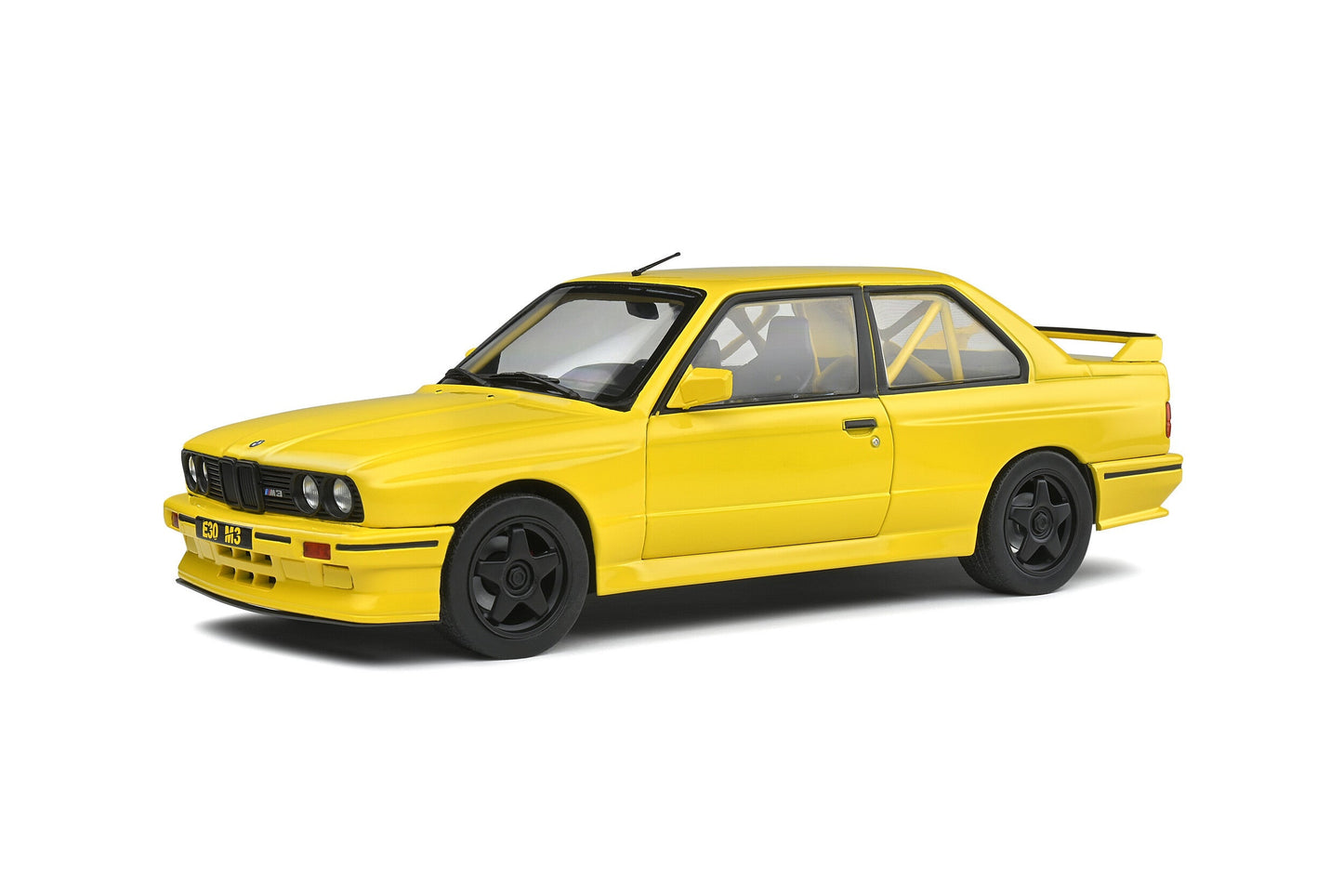 Macheta auto BMW E30 M3 Dakar Yellow "Street Fighter" (1990) 1:18 Solido