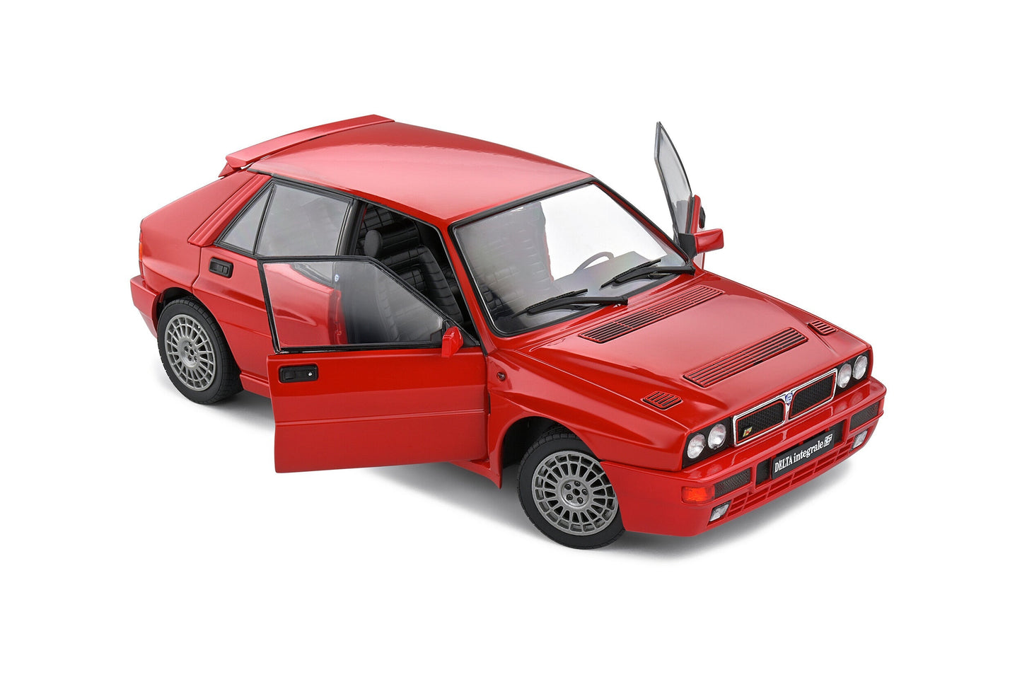 Macheta auto Lancia Delta HF Integrale (1991) 1:18 Solido