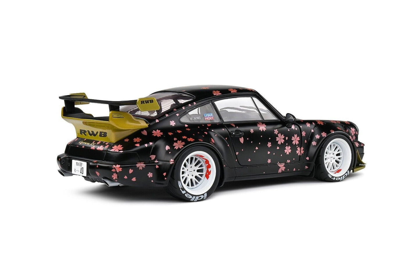 Macheta auto RWB BODYKIT AOKI BLACK (2021) 1:18 Solido