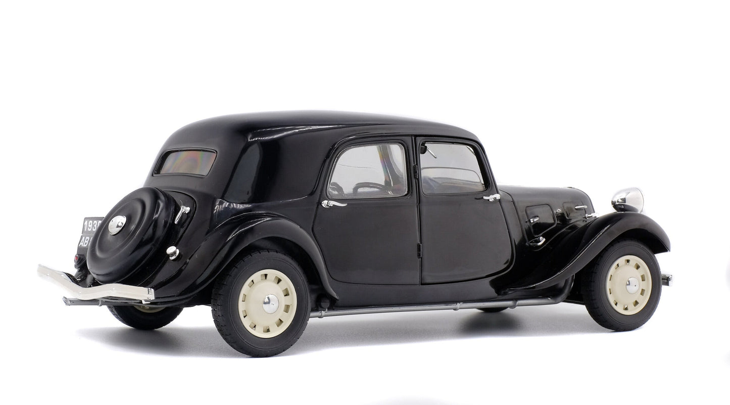 Macheta auto CITROËN TRACTION  (1937) 1:18 Solido