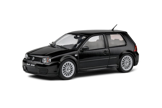 Macheta auto Volkswagen Golf IV R32 (2003) 1:43 Solido